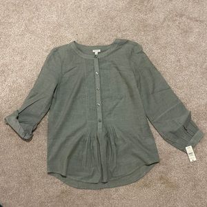 Green button up blouse
